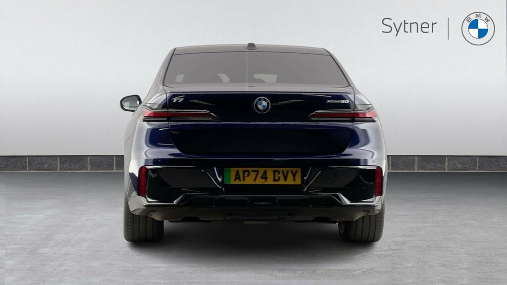 BMW i7 50 105.7Kwh M Sport Edrive Grey #15