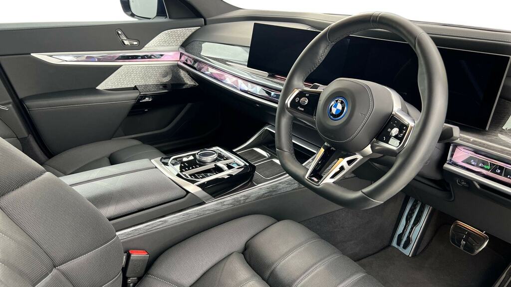 BMW i7 400Kw Xdrive60 M Sport 105.7Kwh Blue #6
