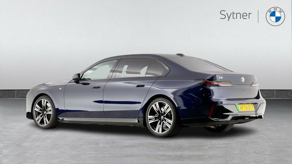 BMW i7 400Kw Xdrive60 M Sport 105.7Kwh Blue #2