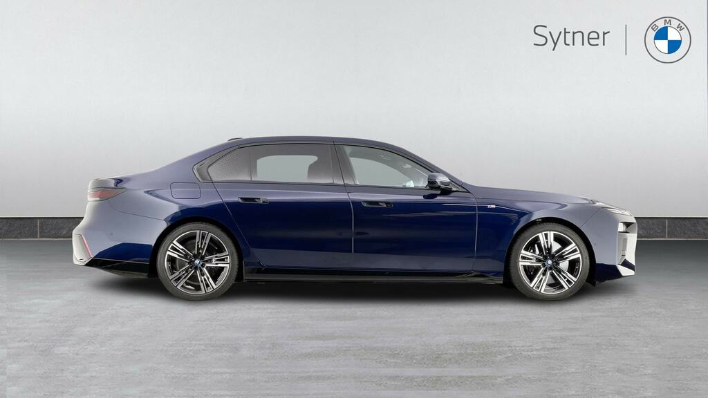 BMW i7 400Kw Xdrive60 M Sport 105.7Kwh Blue #3