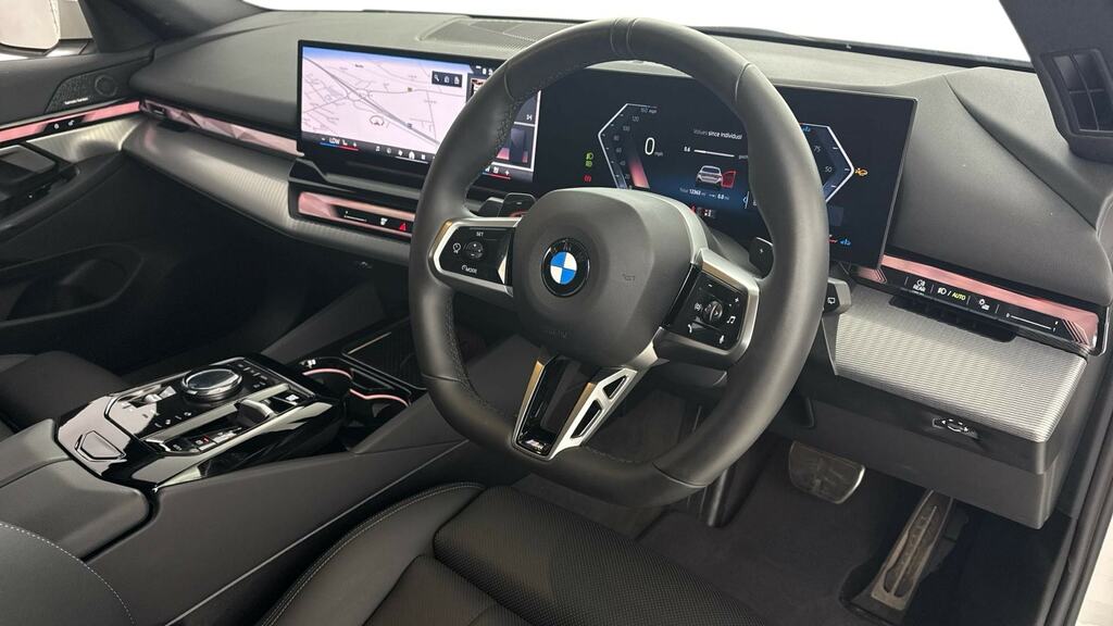 BMW 5 Series 520I M Sport Comfort Plus White #6