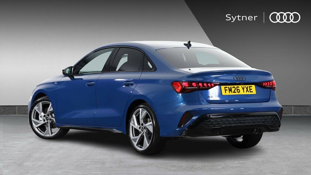 Audi A3 1.5 Tfsi 150 Black Edition S Tronic FM26YXE Blue #3