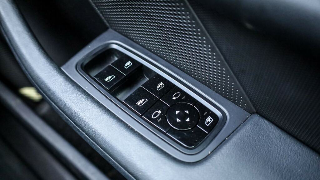 Porsche Taycan 4S 93Kwh #18