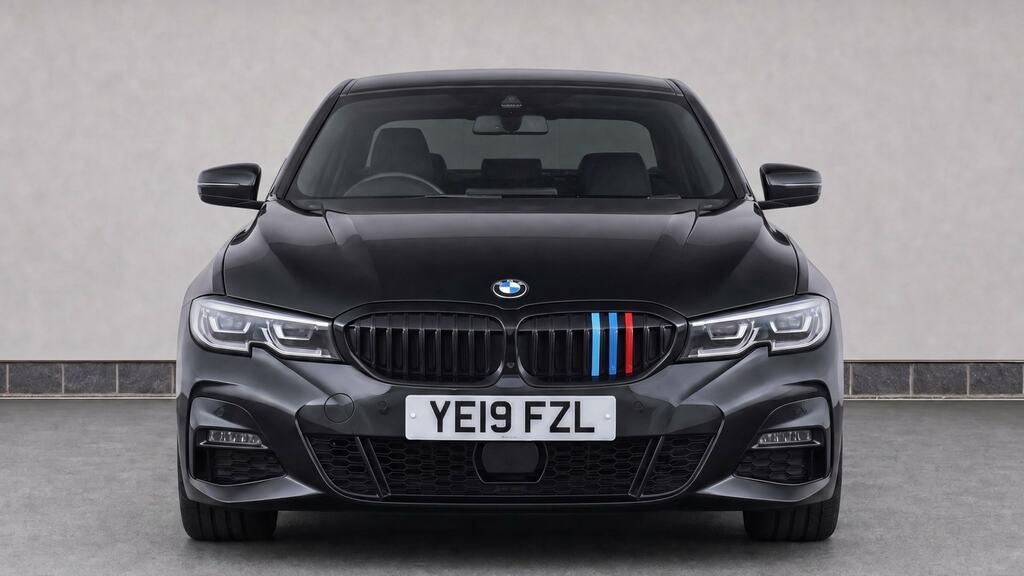 BMW 3 Series 330I M Sport Step Tech Pack YE19FZL Black #5