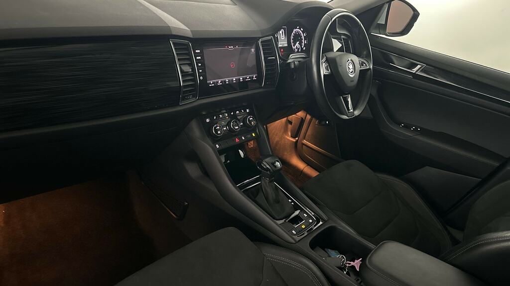 Skoda Kodiaq Se Technology Silver #11
