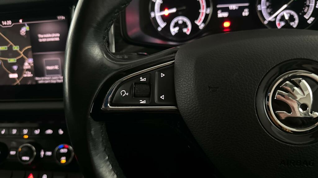 Skoda Kodiaq Se Technology Silver #17