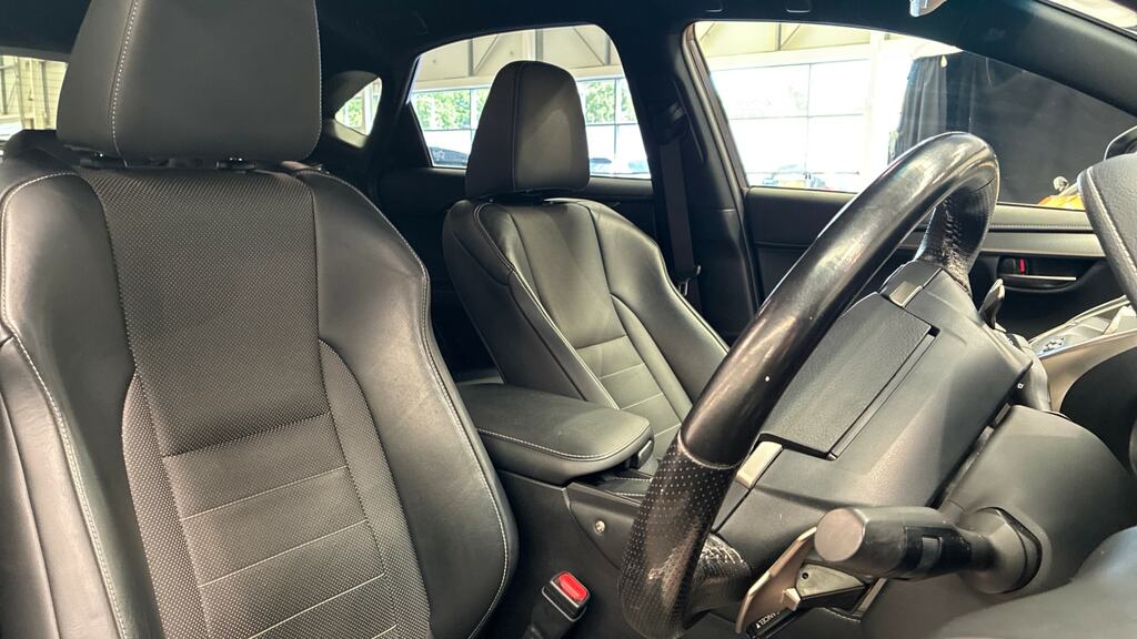 Lexus NX 300H 2.5 Luxury Cvt Premium Nav Red #10