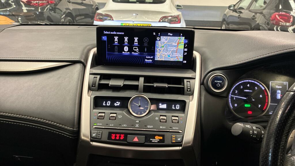 Lexus NX 300H 2.5 Luxury Cvt Premium Nav Red #7