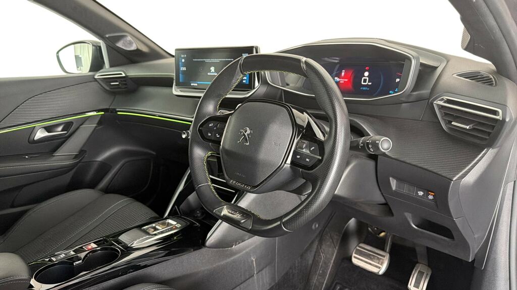 Peugeot 208 Active Premium White #9