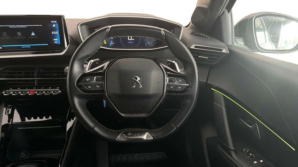 Peugeot 208 Active Premium White #8