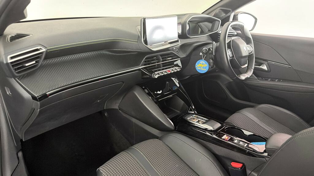 Peugeot 208 Active Premium White #11