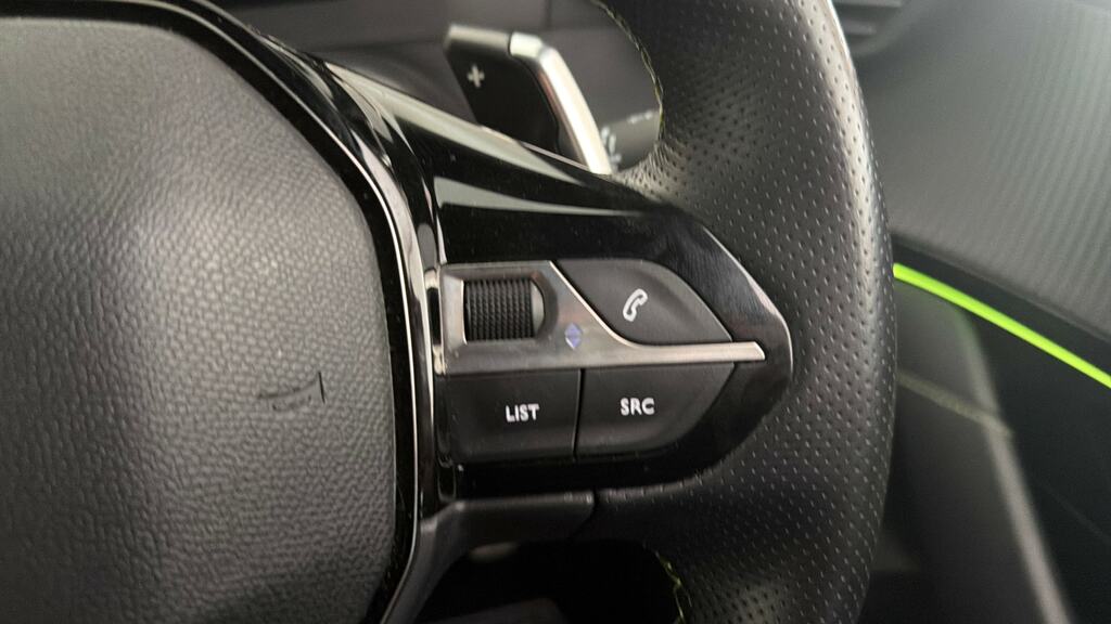 Peugeot 208 Active Premium White #18