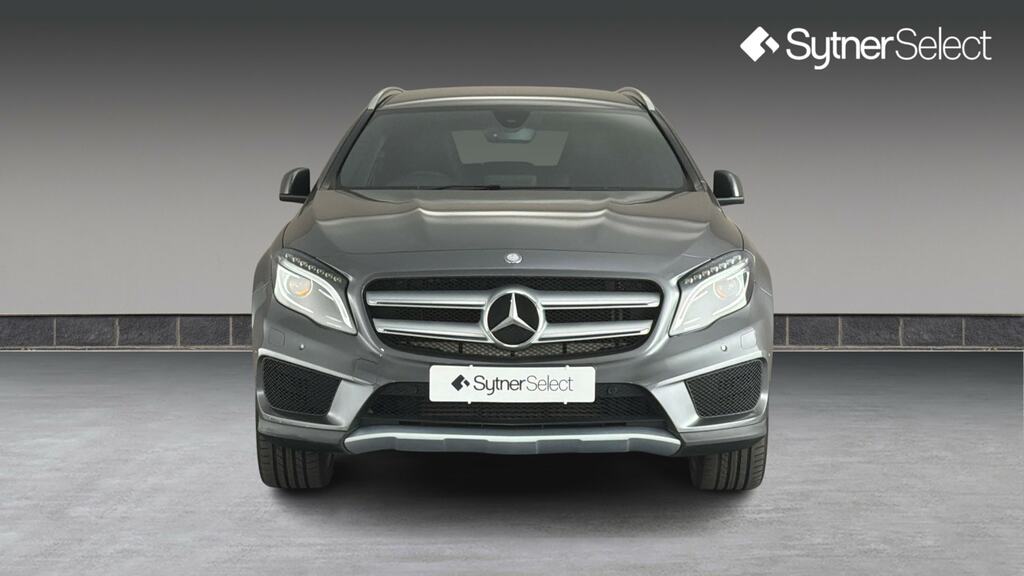 Mercedes-Benz GLA Class Gla 200D 4Matic Amg Line Premium Grey #4