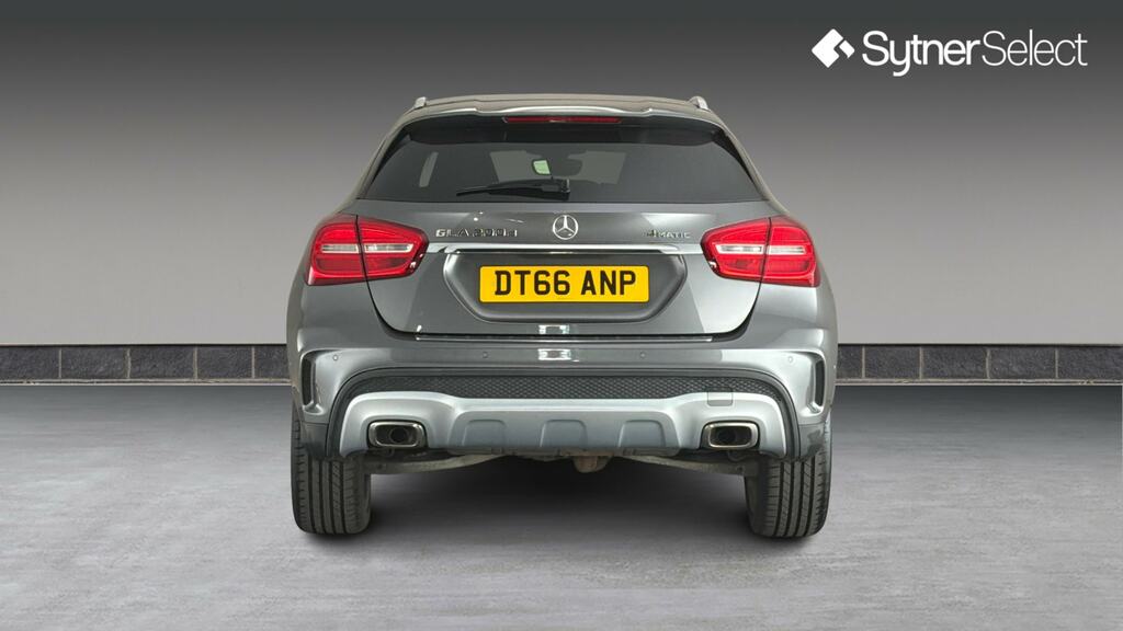 Mercedes-Benz GLA Class Gla 200D 4Matic Amg Line Premium Grey #5