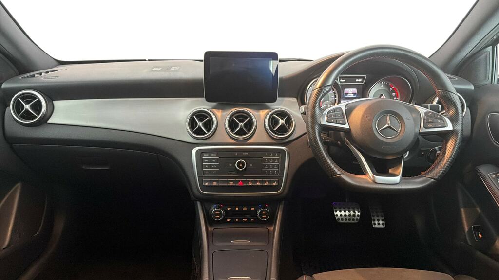 Mercedes-Benz GLA Class Gla 200D 4Matic Amg Line Premium Grey #6