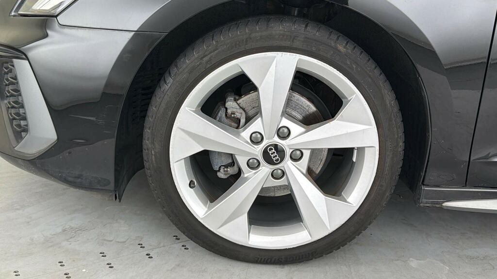Audi A3 35 Tfsi S Line S Tronic Black #5