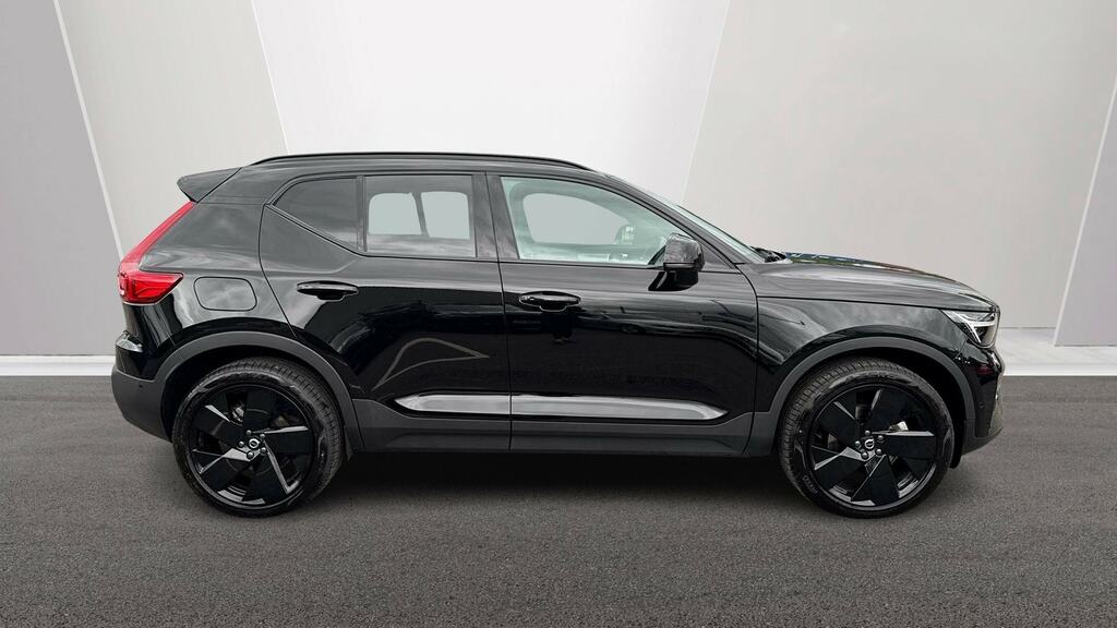 Volvo XC40 2.0 B4p Ultra Black Edition Black #3