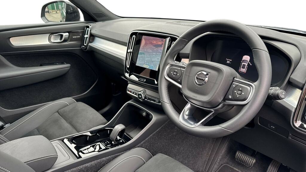Volvo XC40 2.0 B3p Ultra Black Edition Black #5