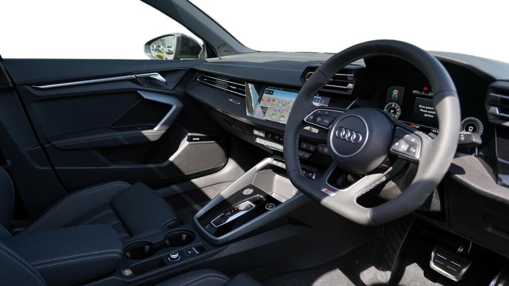 Audi A3 1.5 Tfsi E 204 Black Ed S Tronic Tech Pack YH26XRW Black #6