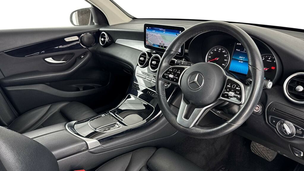 Mercedes-Benz GLC Class Glc 300 4Matic Sport 9G-tronic White #3