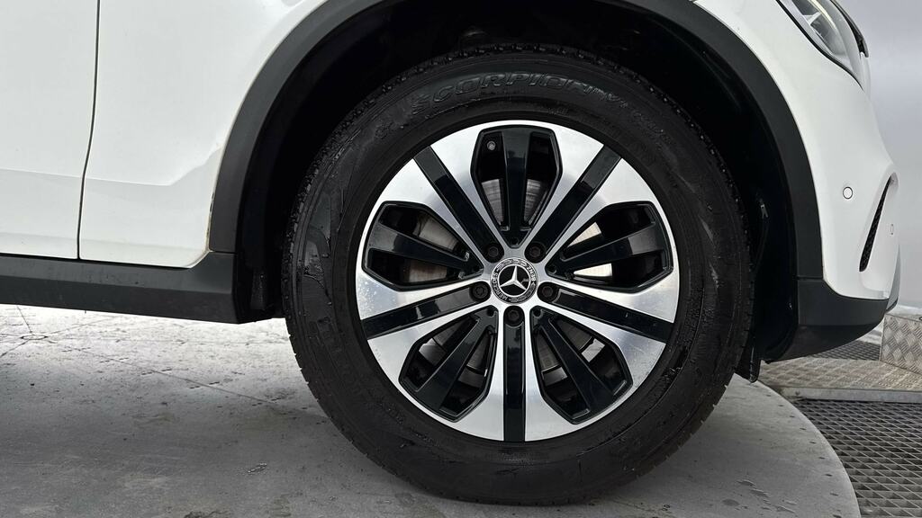 Mercedes-Benz GLC Class Glc 300 4Matic Sport 9G-tronic White #5