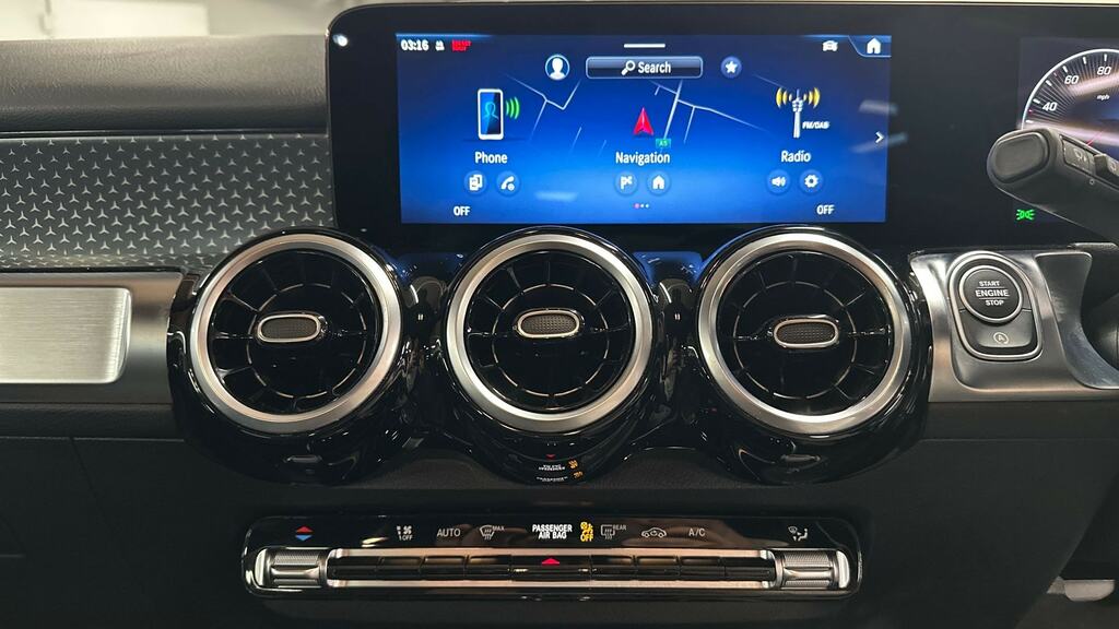 Mercedes-Benz GLB Class Glb 200 Amg Line Executive 7G-tronic Blue #15