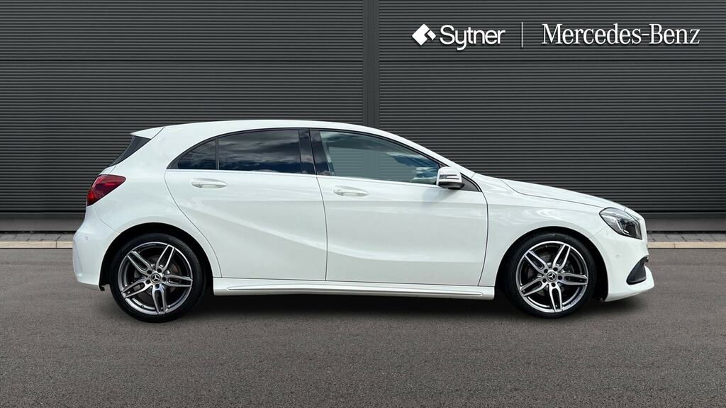 Mercedes-Benz A Class A180 Amg Line Premium EK67CZA White #4