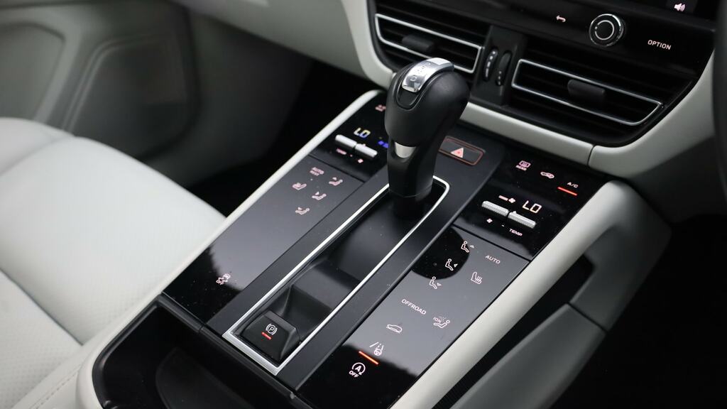 Porsche Macan 2.0T Pdk 4Wd Euro 6 Ss  #16