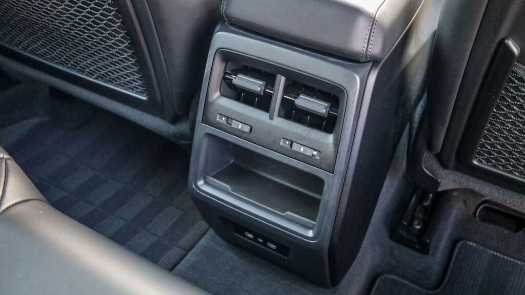 Porsche Macan 300Kw 4 100Kwh Black #25