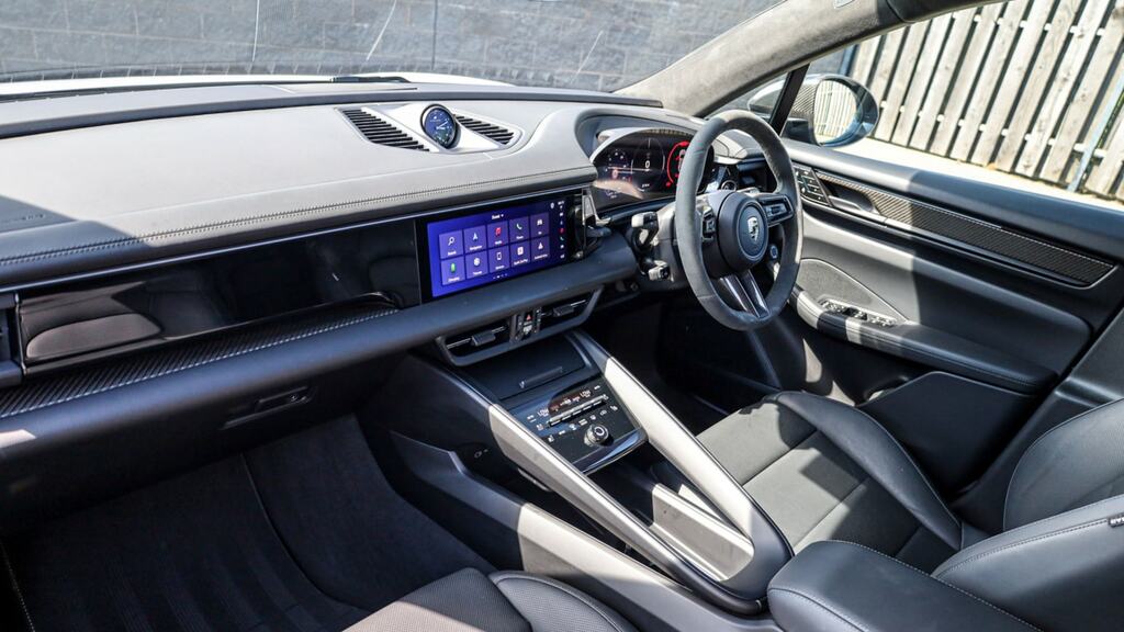 Porsche Macan 300Kw 4 100Kwh Black #8