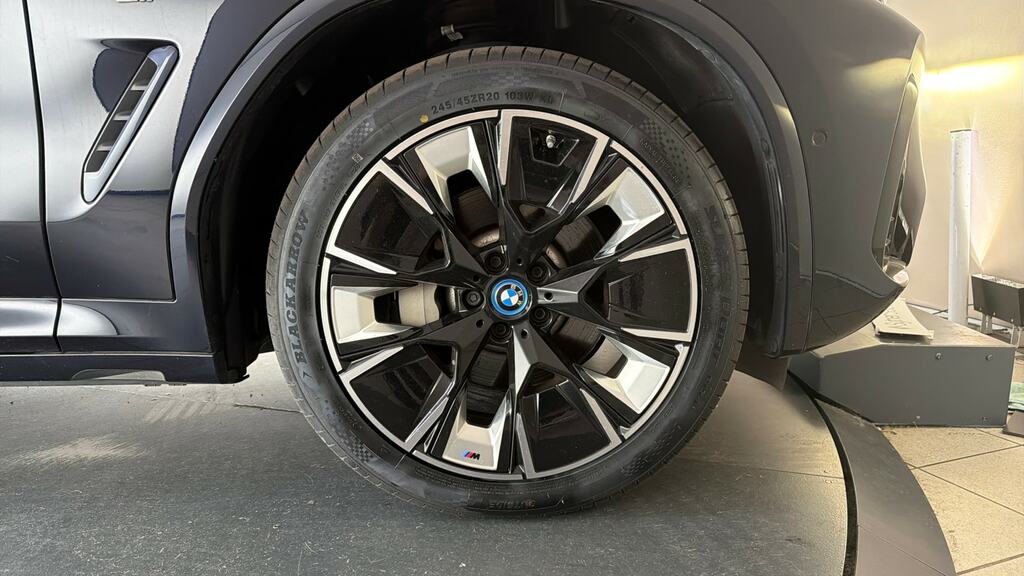 BMW iX3 210Kw Premier Edition Pro 80Kwh Grey #23