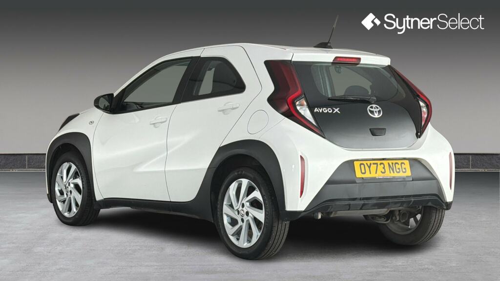 Toyota Aygo X 1.0 Vvt-i Pure White #2