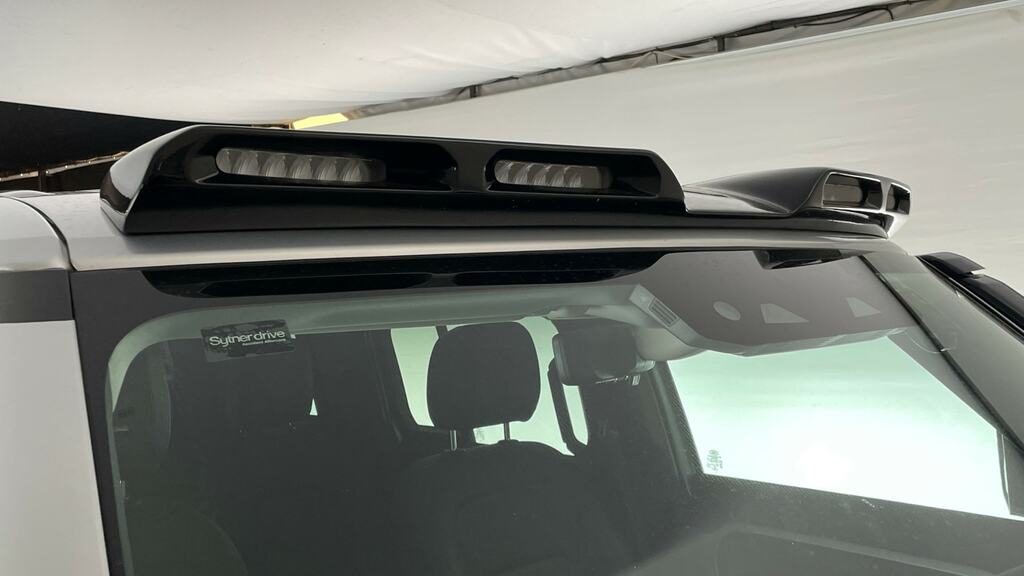 Land Rover Defender 110 D250 110 X-dynamic Se Grey #36