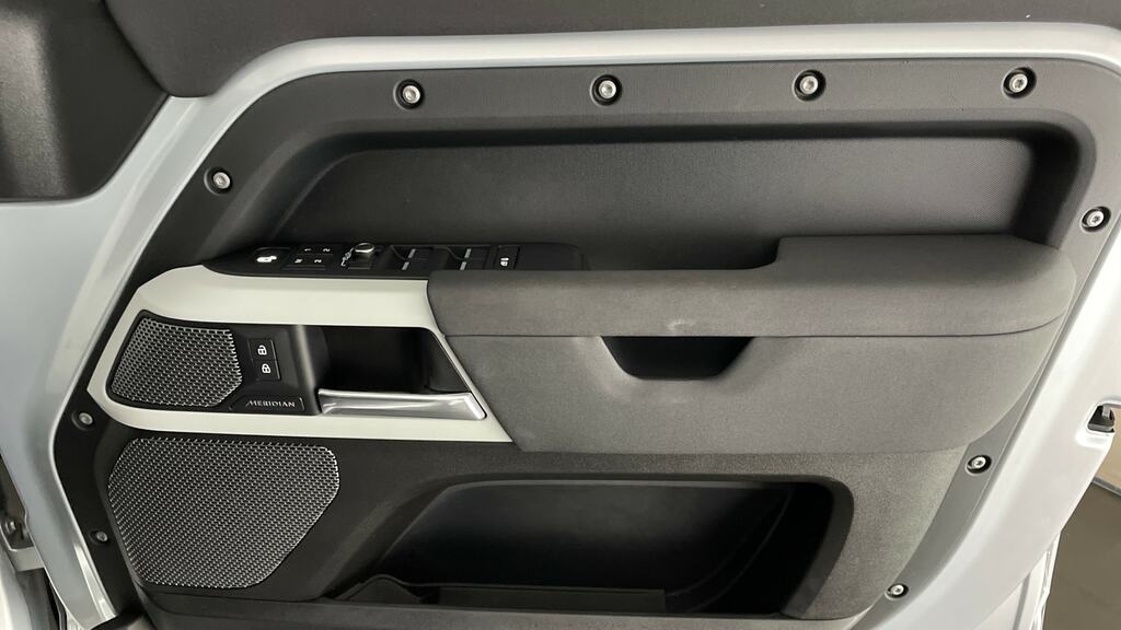 Land Rover Defender 110 D250 110 X-dynamic Se Grey #20