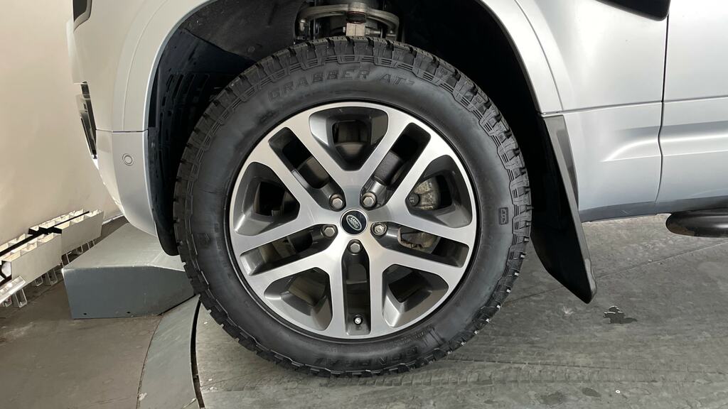 Land Rover Defender 110 D250 110 X-dynamic Se Grey #23