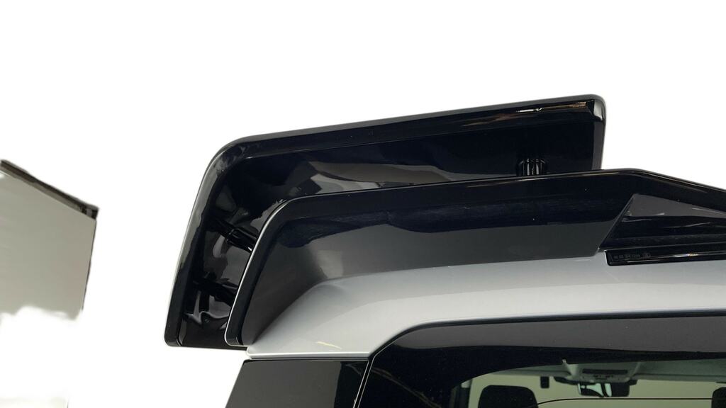 Land Rover Defender 110 D250 110 X-dynamic Se Grey #26