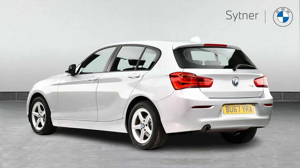 BMW 1 Series 118I 1.5 Se Navservotronic Step Silver #2