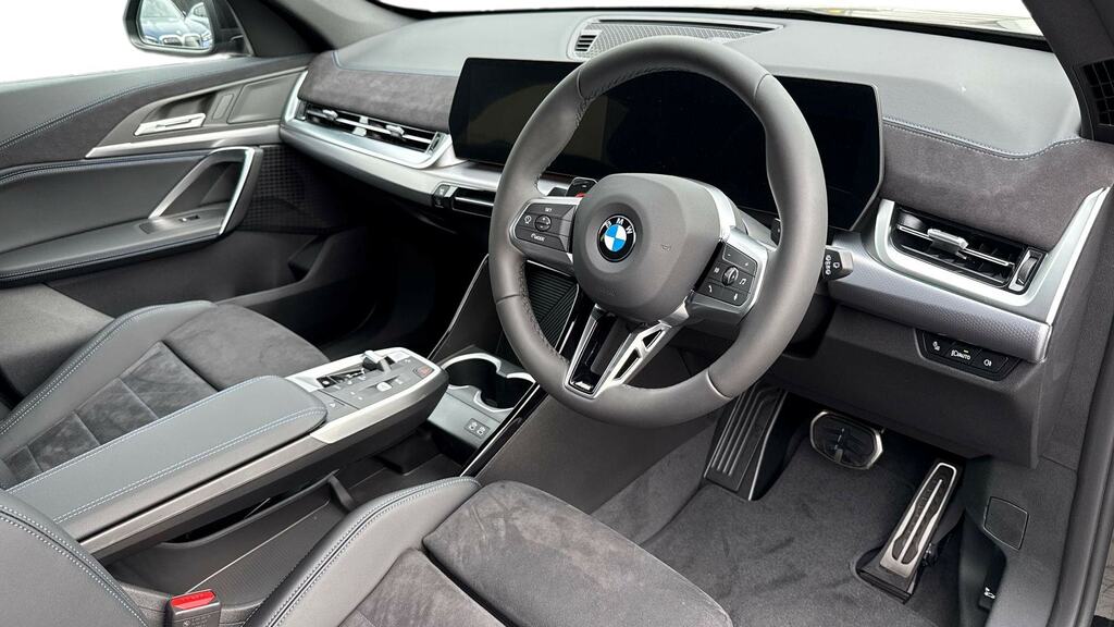 BMW X1 Sdrive 20I Mht M Sport Step Black #6