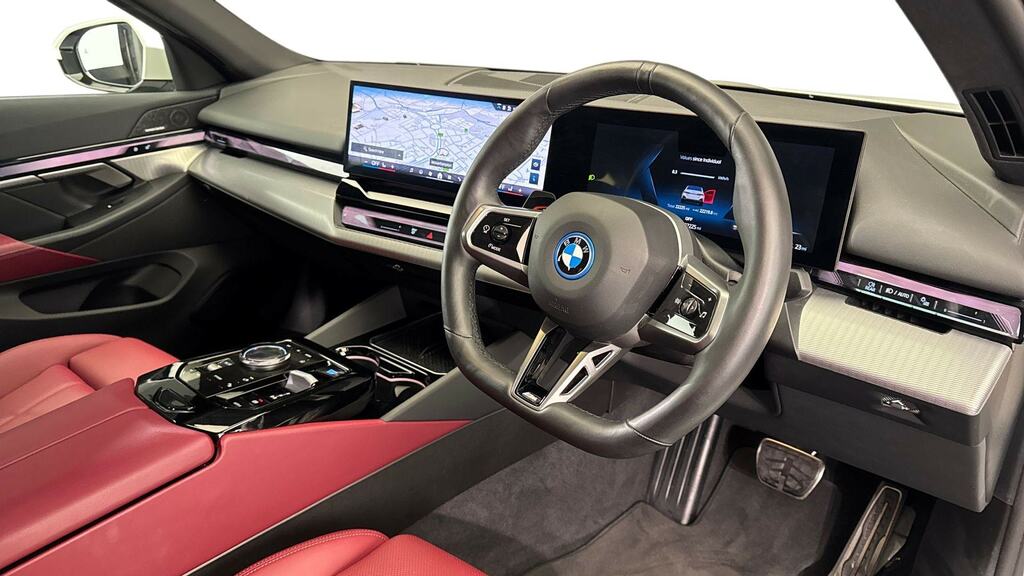 BMW i5 250Kw Edrive40 M Sport Pro 84Kwh White #6