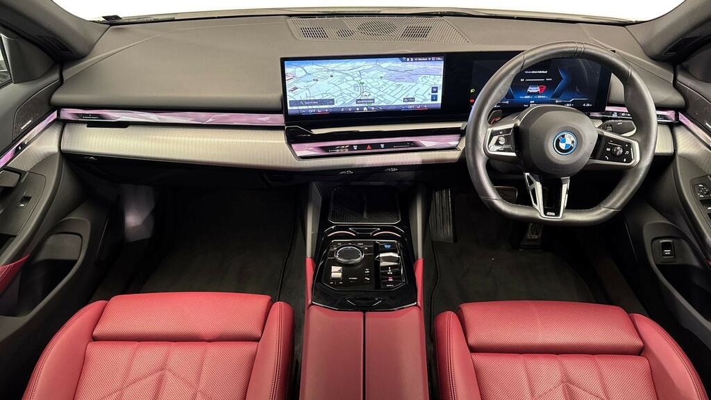 BMW i5 250Kw Edrive40 M Sport Pro 84Kwh White #4