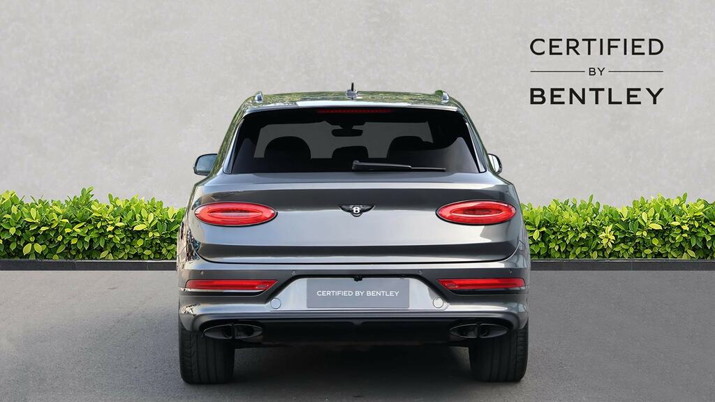 Bentley Bentayga 4.0 V8 First Edition Estate Red #8