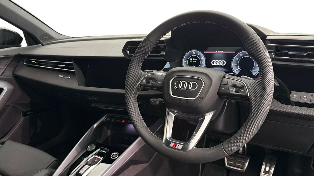 Audi A3 1.5 Tfsi E 204 Black Ed S Tronic Tech Pro YA26HVF Black #6