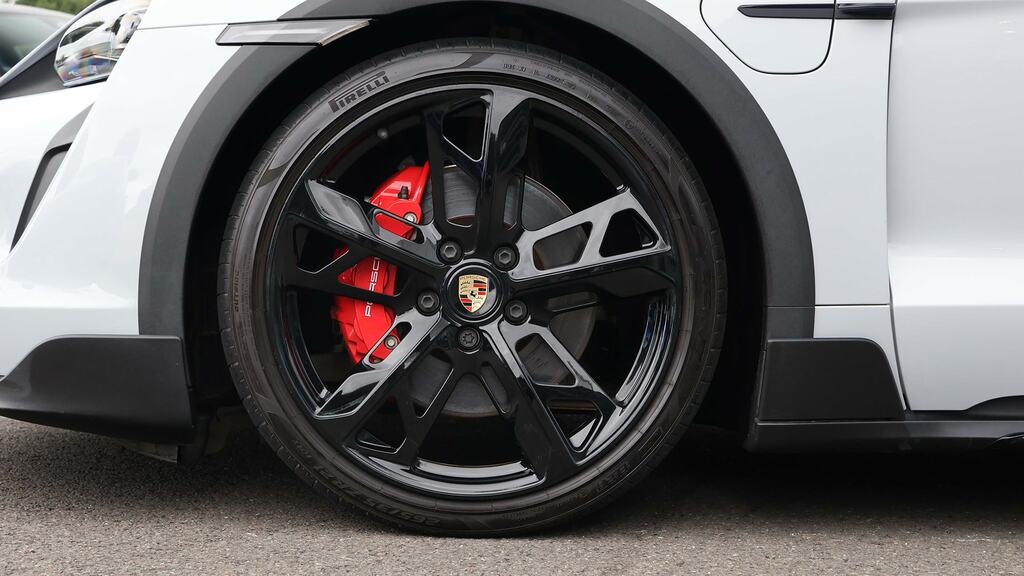 Porsche Taycan 420Kw 4S 93Kwh Grey #4