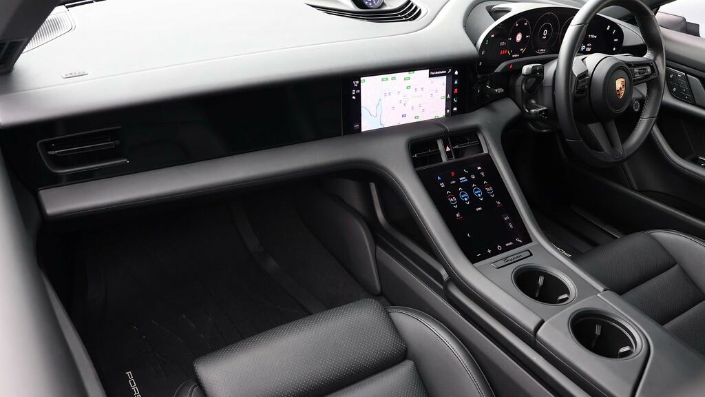 Porsche Taycan 420Kw 4S 93Kwh Grey #3