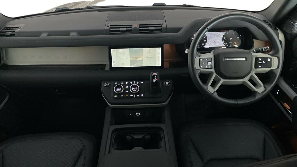 Land Rover Defender 90 3.0 D250 X-dynamic Se 90 Green #5