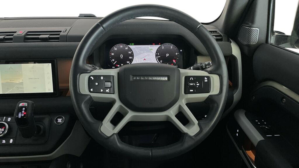 Land Rover Defender 90 3.0L Black #7
