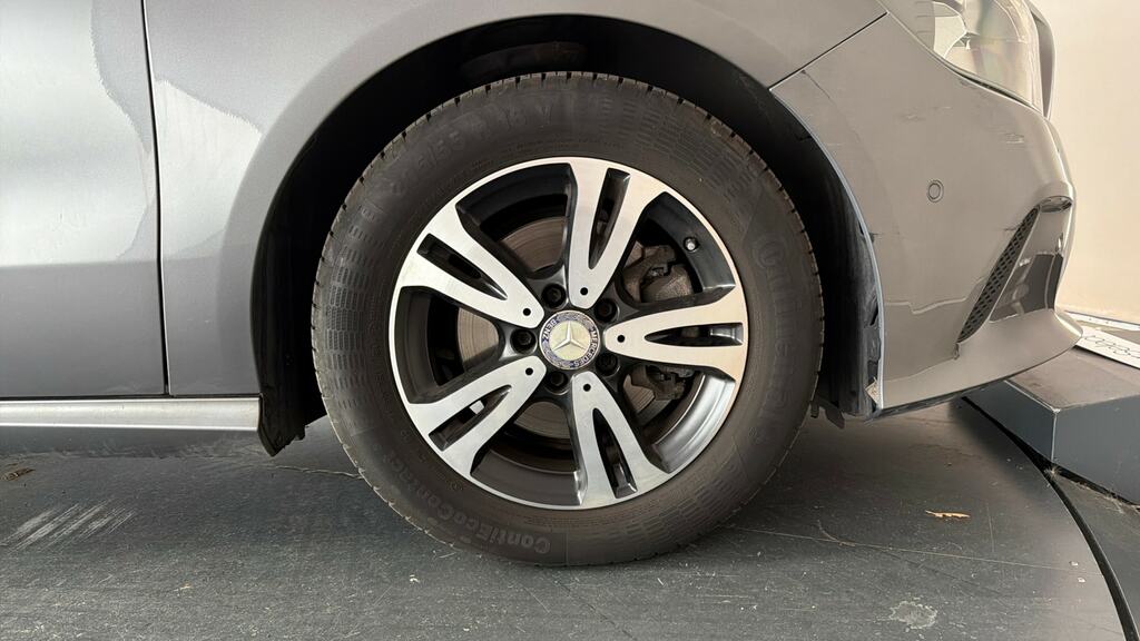 Mercedes-Benz A Class A180d Sport Executive White #24