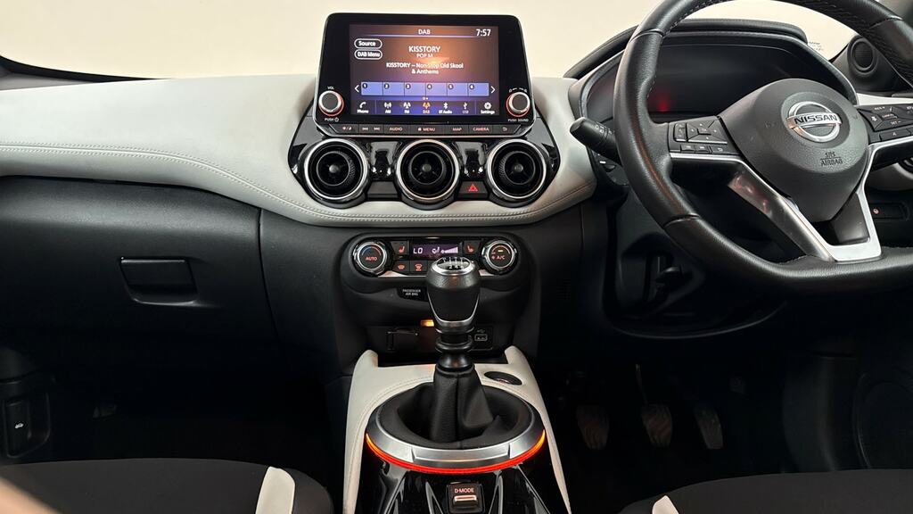 Nissan Juke 1L N-connecta Red #7