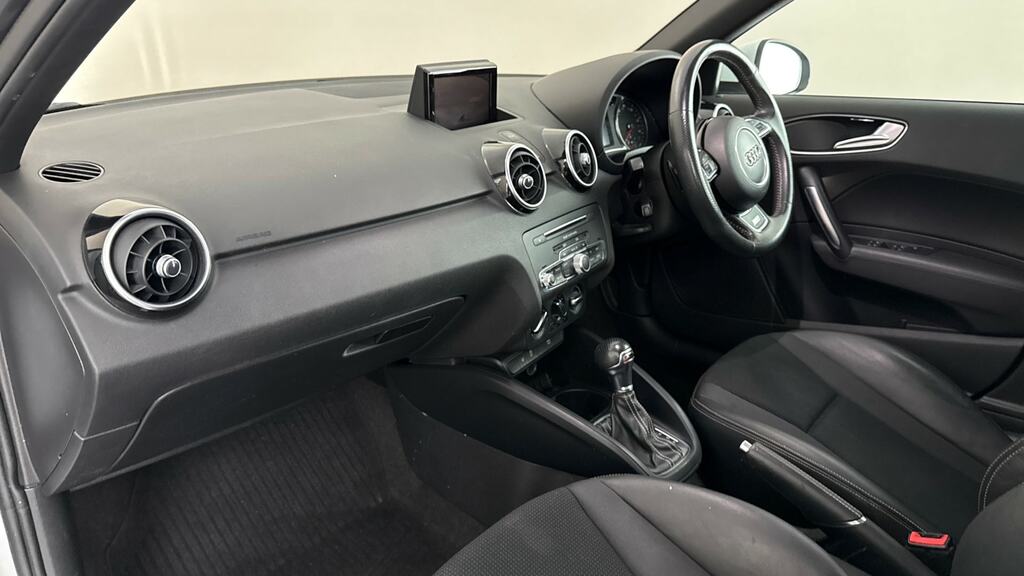 Audi A1 A1 Sportback Tfsi Sport Nav S-a White #11