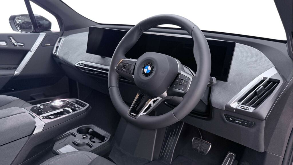 BMW iX 400Kw Xdrive60 M Sport 112Kwh Black #6